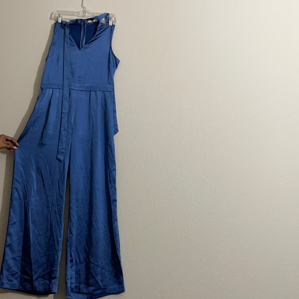 Marble blue jumpsuit in the size Medium